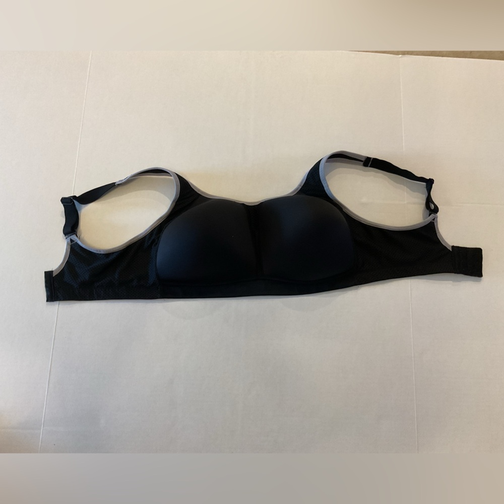 Wacoal Black Sports Bra - NO Underwire